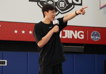 九游娱乐官方网站-直播吧：男篮集训名单只增不减！杨瀚森领衔 有热门球员将缺席！
